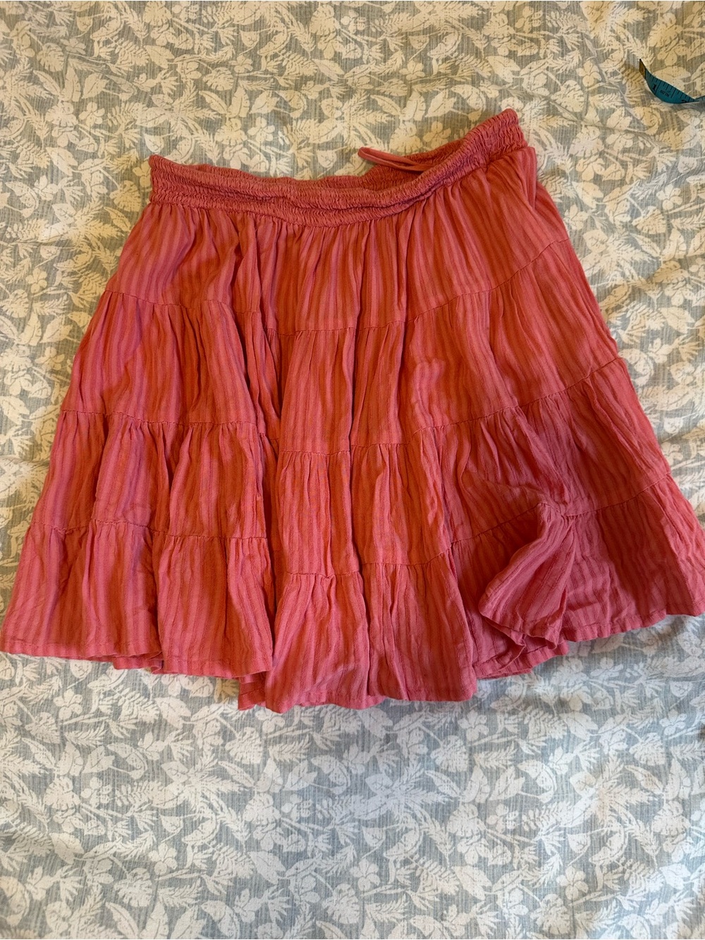 Indah pink mini skirt XS